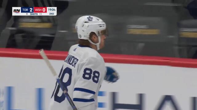 William Nylander's Slick Snipe Beats Lindgren And Extends His Goal Streak