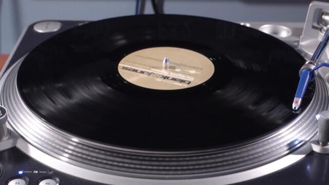 Blank & Jones – The Nightfly (B1 Sunbeam Remix) (2000)