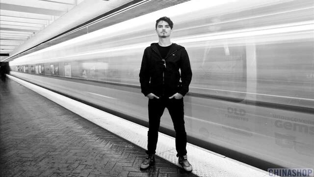 Eskmo - Agnus Dei (High Quality)