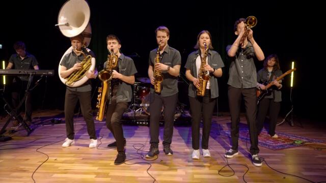 Funkytown & I Feel Good - Lipps Inc. & James Brown | Cover by The Swifterbant (arr. by @LuckyChops)