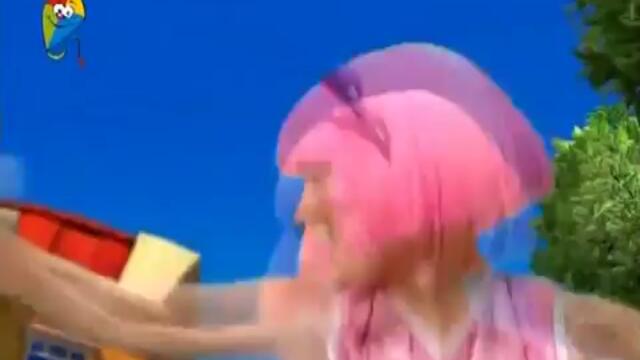 Lazy Town - Give a Little More (Heb)