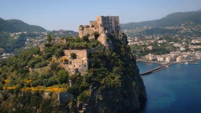 CASSINO IN ISCHIA Trailer (2024)