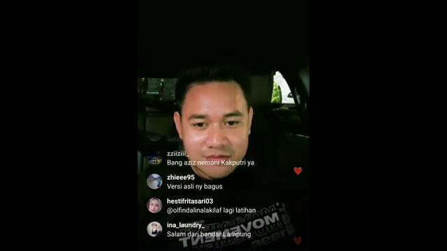 Abang Azis Tidak Mau Nunggu Putri Di Dalam Lebih Nyaman Luar