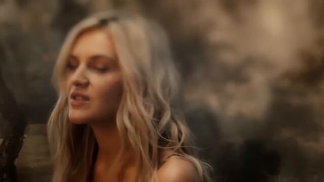 Kelsea Ballerini - Two Things (Official Music Video)