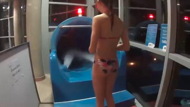 scary_tower_water_slide_at_aquapolis (360p)