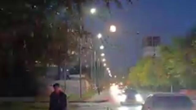 Чем луна освещается в полнолуние?