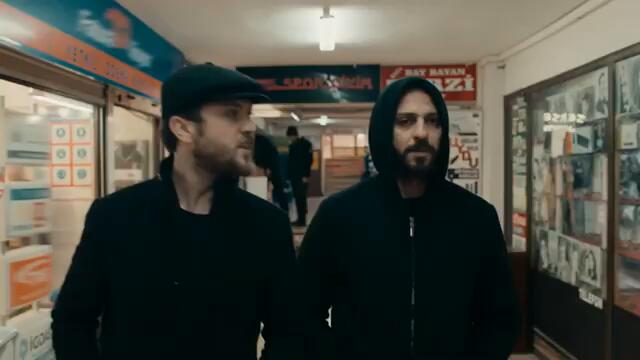 Yamaç ve Salih, Kimyagerin Peşinde - Çukur 2. Sezon 12. Bölüm