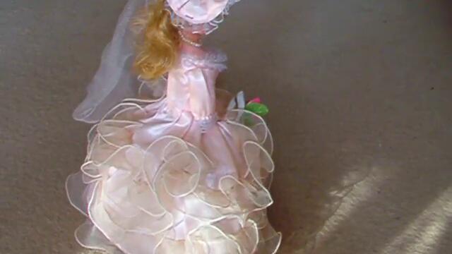 Музыкальная кукла