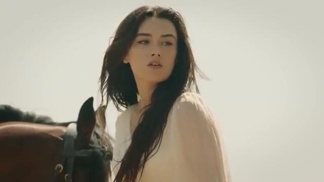 Zeynep'in kaderini değiştiren mektup | Rüzgarlı Tepe 131.Bölüm