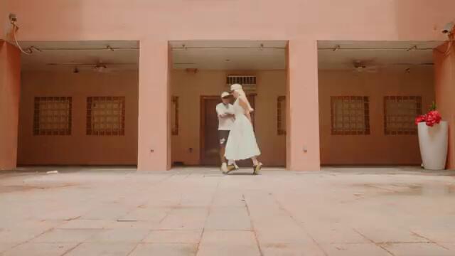 ELENA ROSE, NEUTRO SHORTY - CATIRA (OFFICIAL VIDEO)
