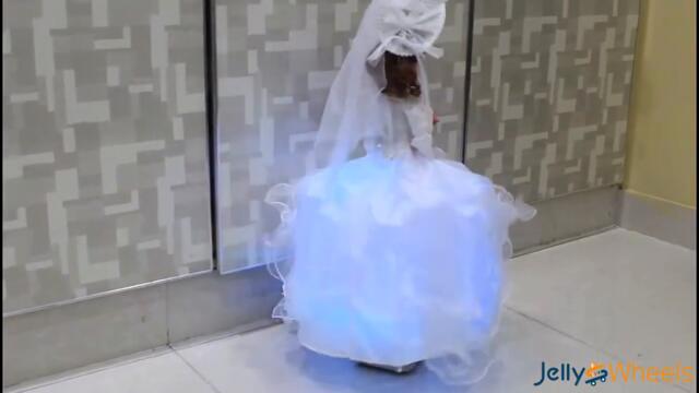 doll_musical_umbrella (720p)