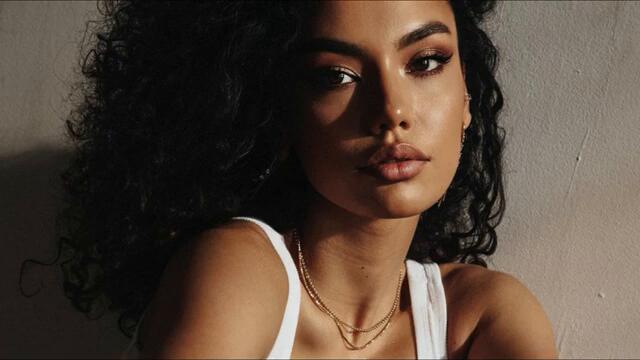 Rodle & YONCE - AWAY