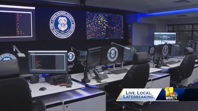 Police open crime-fighting video-monitoring tool