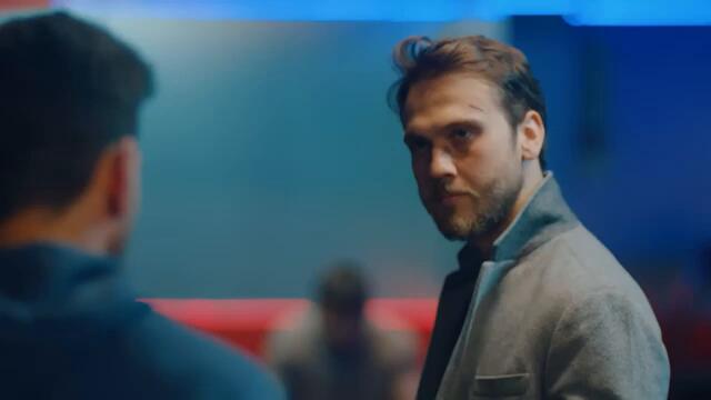 Abilerin Konuşurken Araya Girme #10: Yamaç ve Azer Karşı Karşıya 👊 - Çukur