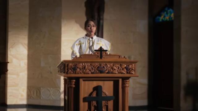 Sisca Saras - Tak Berakhir Sama (Official Music Video)