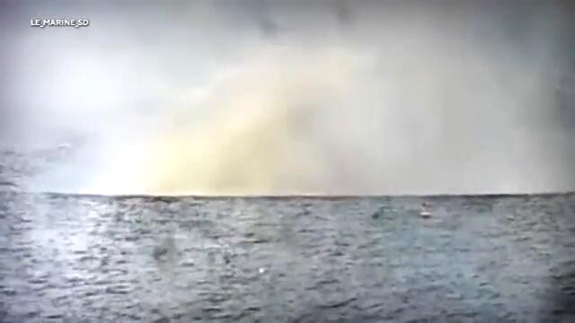 Video Shows Navy Plane Crashing Into San Diego Bay
