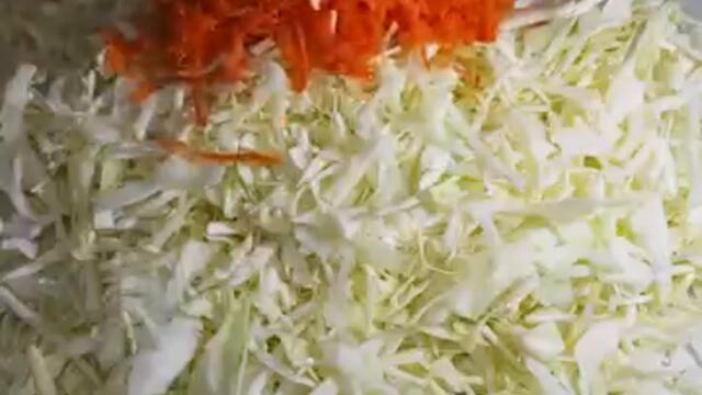 Квашеная капуста 🤤 Мой ТГ:Gotovim_s_Pavlom_Gurmanovim