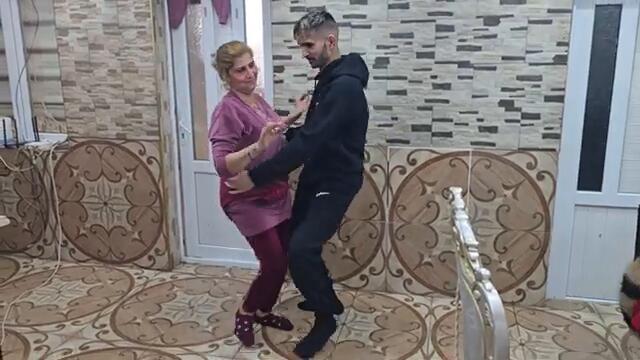 Айше Страхил как играят кючек Барвало ТВ