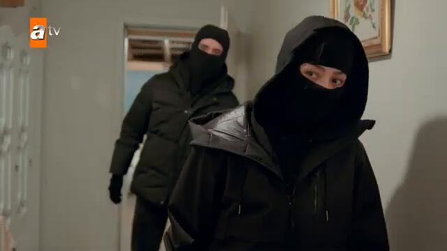 Serdar, kızının sesini duymak istedi! - Başka Bir Gün 4. Bölüm