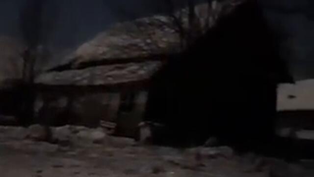 В полнолуние в заброшенной деревне.  https://youtube.com/@d.black.travel1?si=fY-mxRqcNIoB47AX