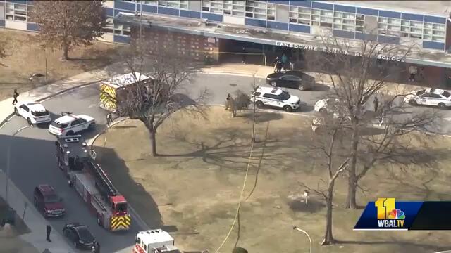 Raw SkyTeam 11 video: Large police presence at Lansdowne HS