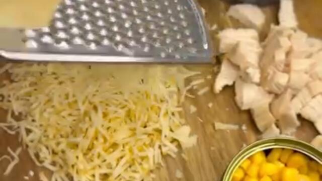 Салат з ананасами та куркою🍍#салат #cooking #recipe #food #рецепти