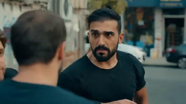 Akın Kendini Tekme Tokat Dövdürdü - Çukur 3. Sezon 3. Bölüm