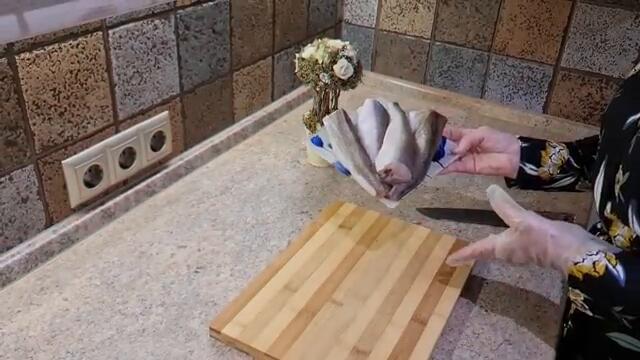 Божественна рибка! Готуємо Хек смачно. Один з улюблених рецептів. Рецепти з морської риби в соусі.