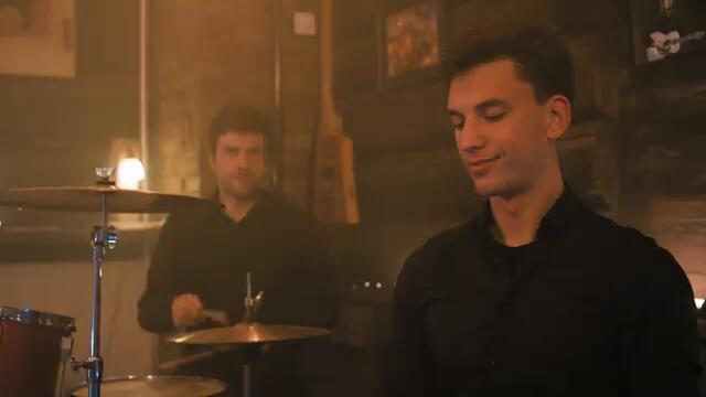 UROS STEFANOVIC  -  ZIVIM JOS ZA USPOMENE (OFFICIAL VIDEO 2025)