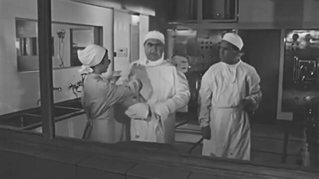 Малката (1959) 2/2