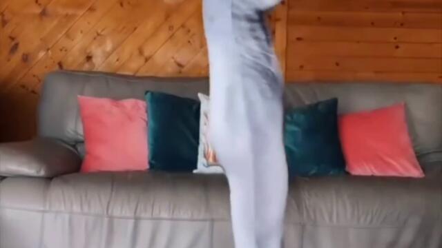 Изумителен танц