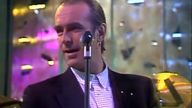 Status Quo (1986) - In The Army Now