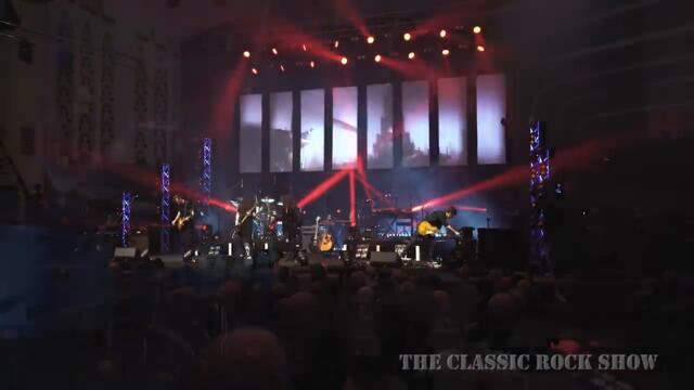 Black Sabbath - War Pigs (performed by The Classic Rock Show)