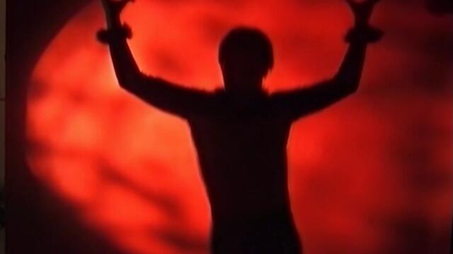 2 Fabiola - Play This Song