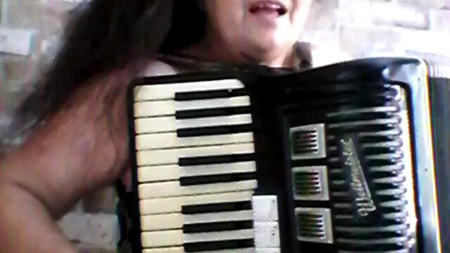 Живи му дана