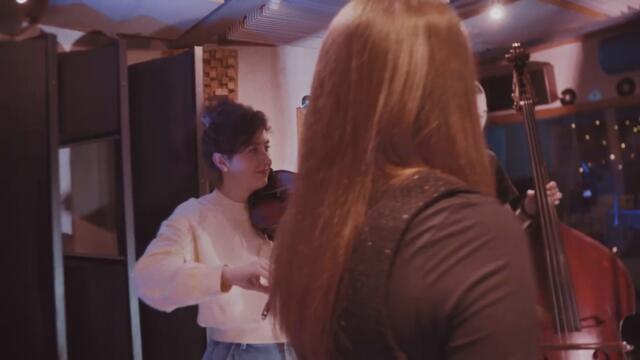 Divanhana & Vlado Kreslin - Voljelo se dvoje mladih (Official Video)