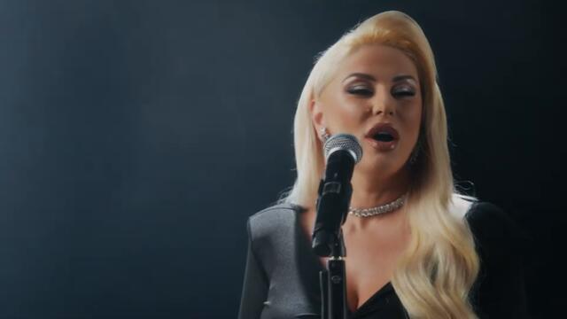 ILIANA -  ГЛУПАЧКА