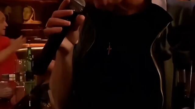 Васил Найденов на гости на пиано бар "Sinatra" София