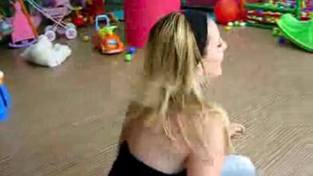 jeni_kato_dete_-d_-_vbox7[via_torchbrowser.com].mp4 (240p)